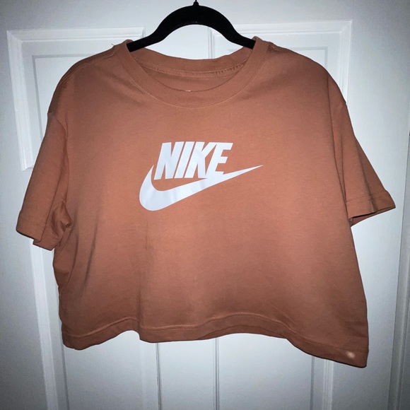 Nike crop top loose fit in rust color - Picture 2 of 6